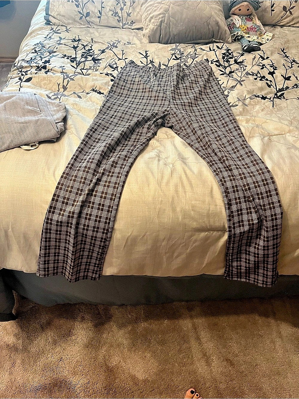 New in Women's Plaid Wide Leg Pants Medium Like New